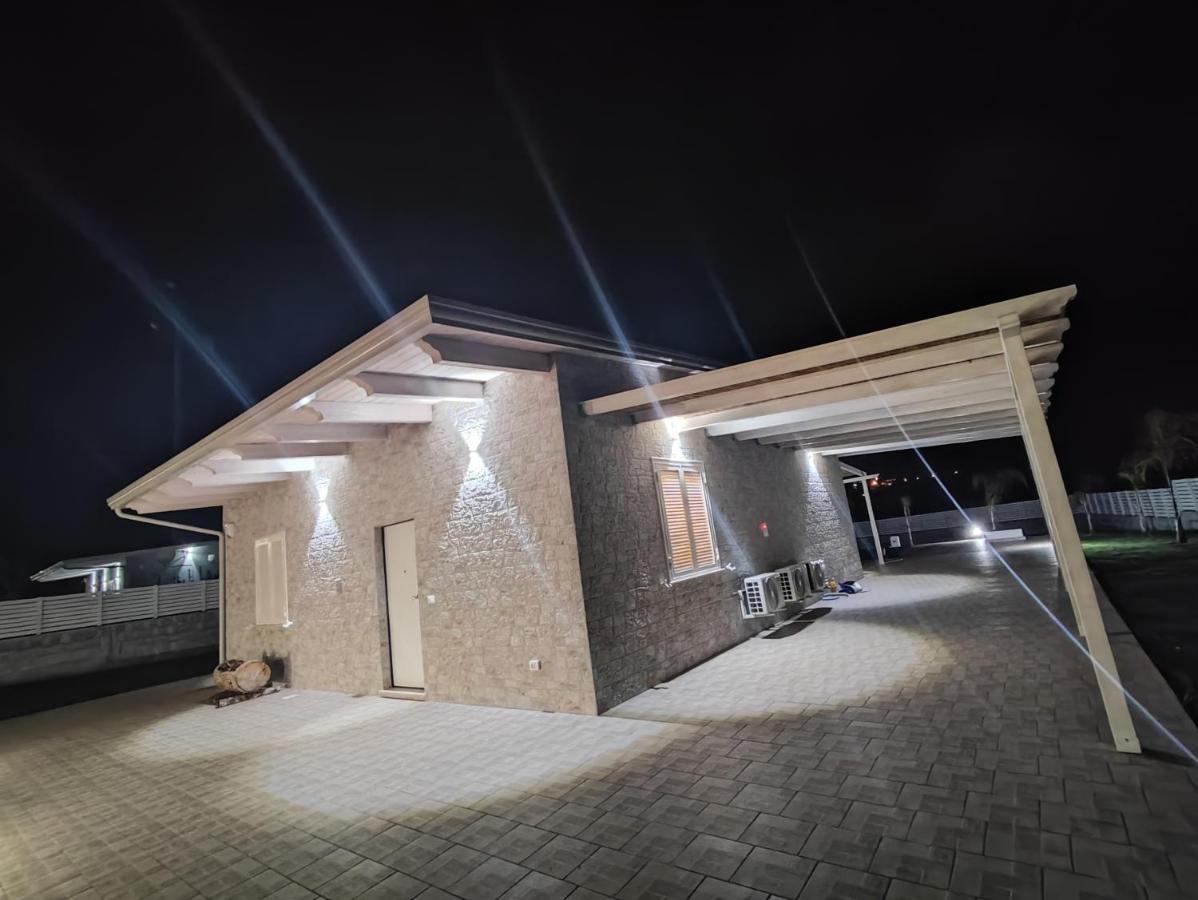 Janus Casa Nel Verde - Relax Pool & Spa Giano Vetusto Exteriör bild